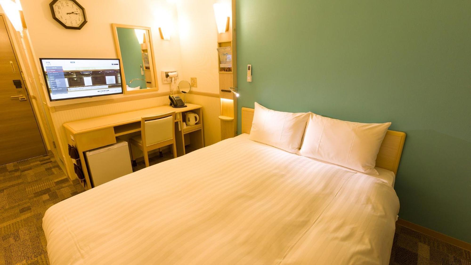 Toyoko Inn Shizuoka Shimizu Ekimae Rum bild