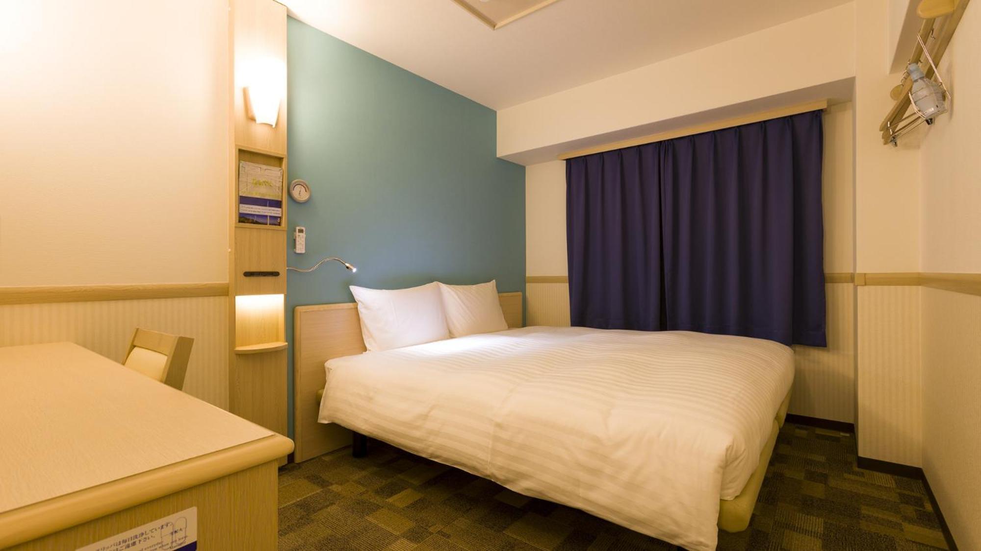 Toyoko Inn Shizuoka Shimizu Ekimae Rum bild